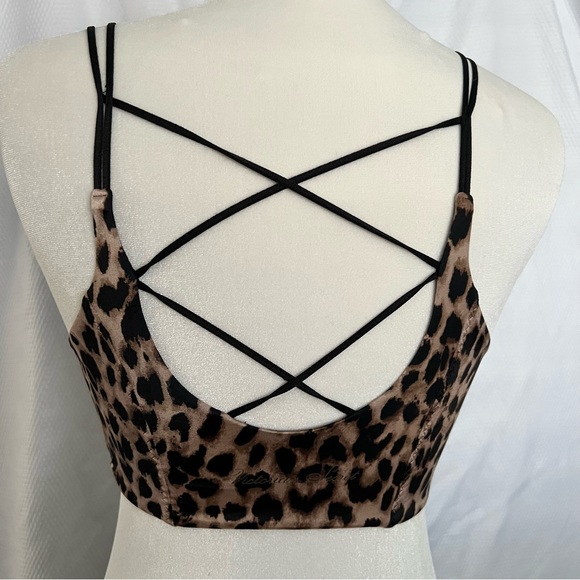 Victoria Secret Animal print sports bra size small - Picture 2 of 8